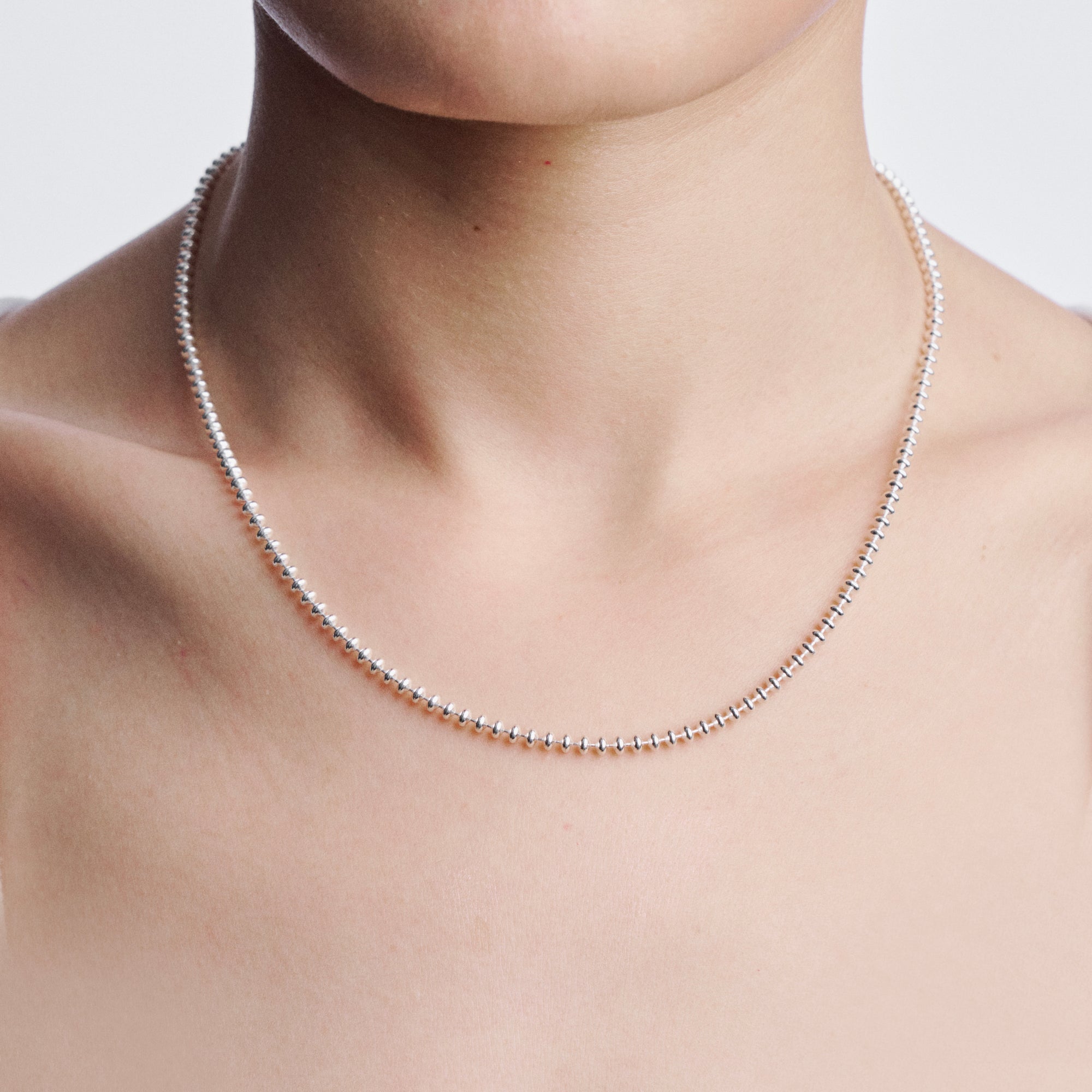 3MM SILVER DISC CHAIN LONG NECKLACE