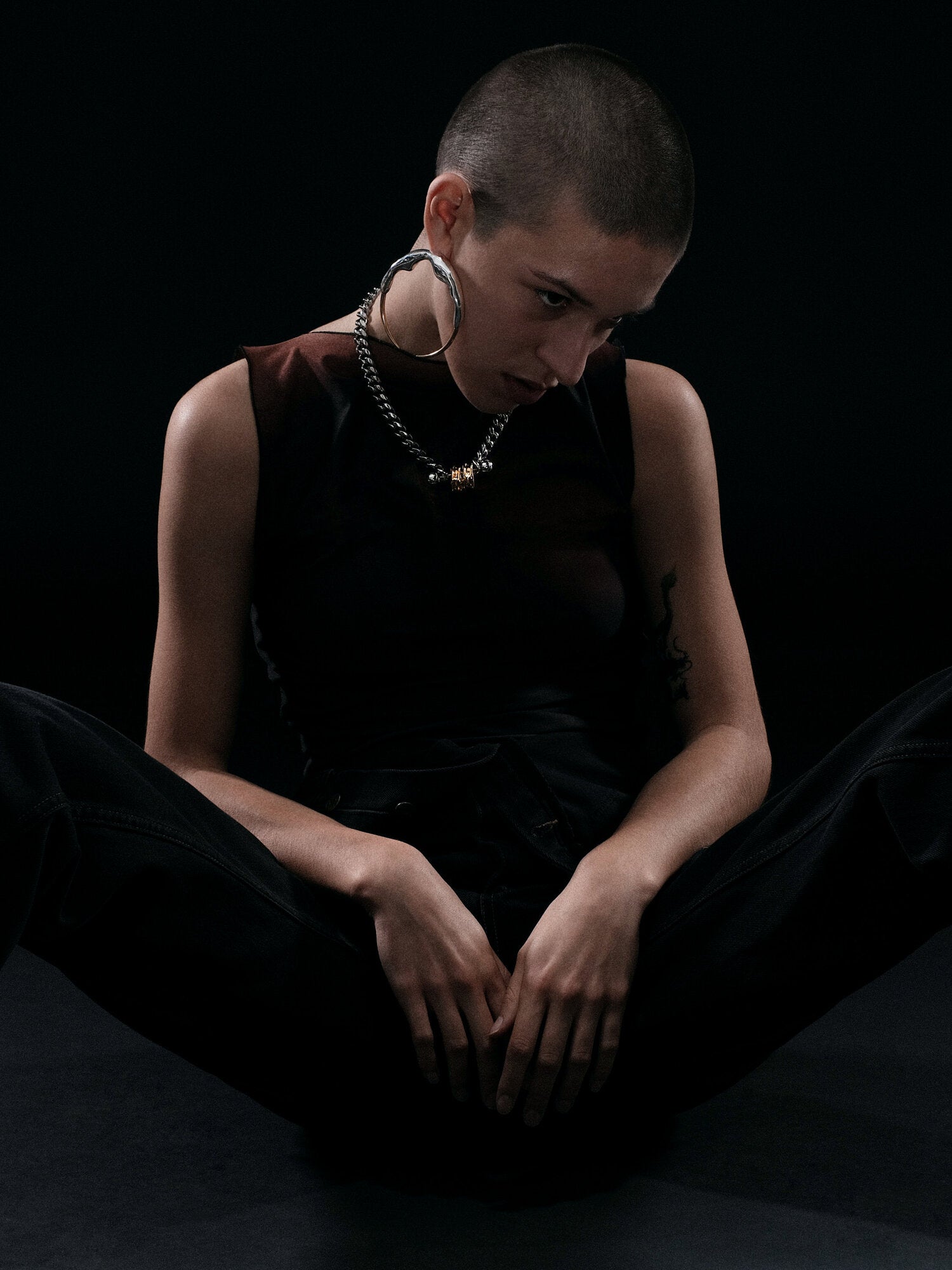 DOUBLE-U NECKLACE