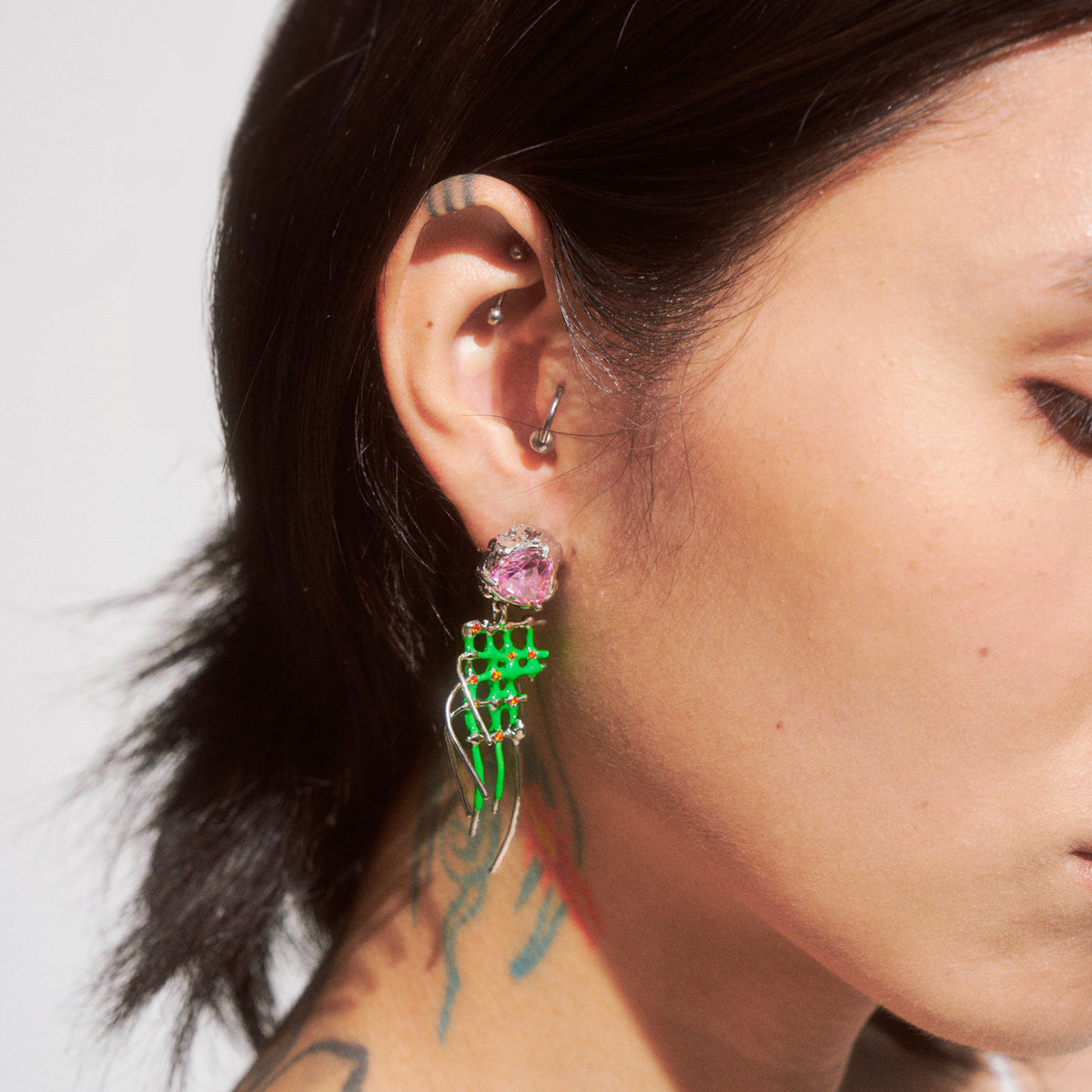GATE KEEPER SINGLE EARRING
