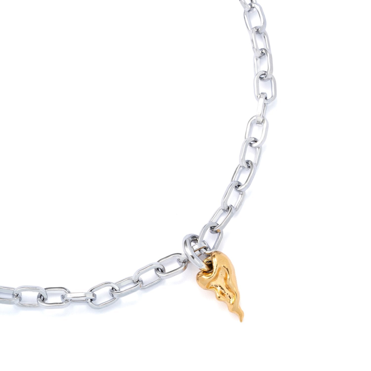 MINI FLAMING-HEART CHOKER NECKLACE