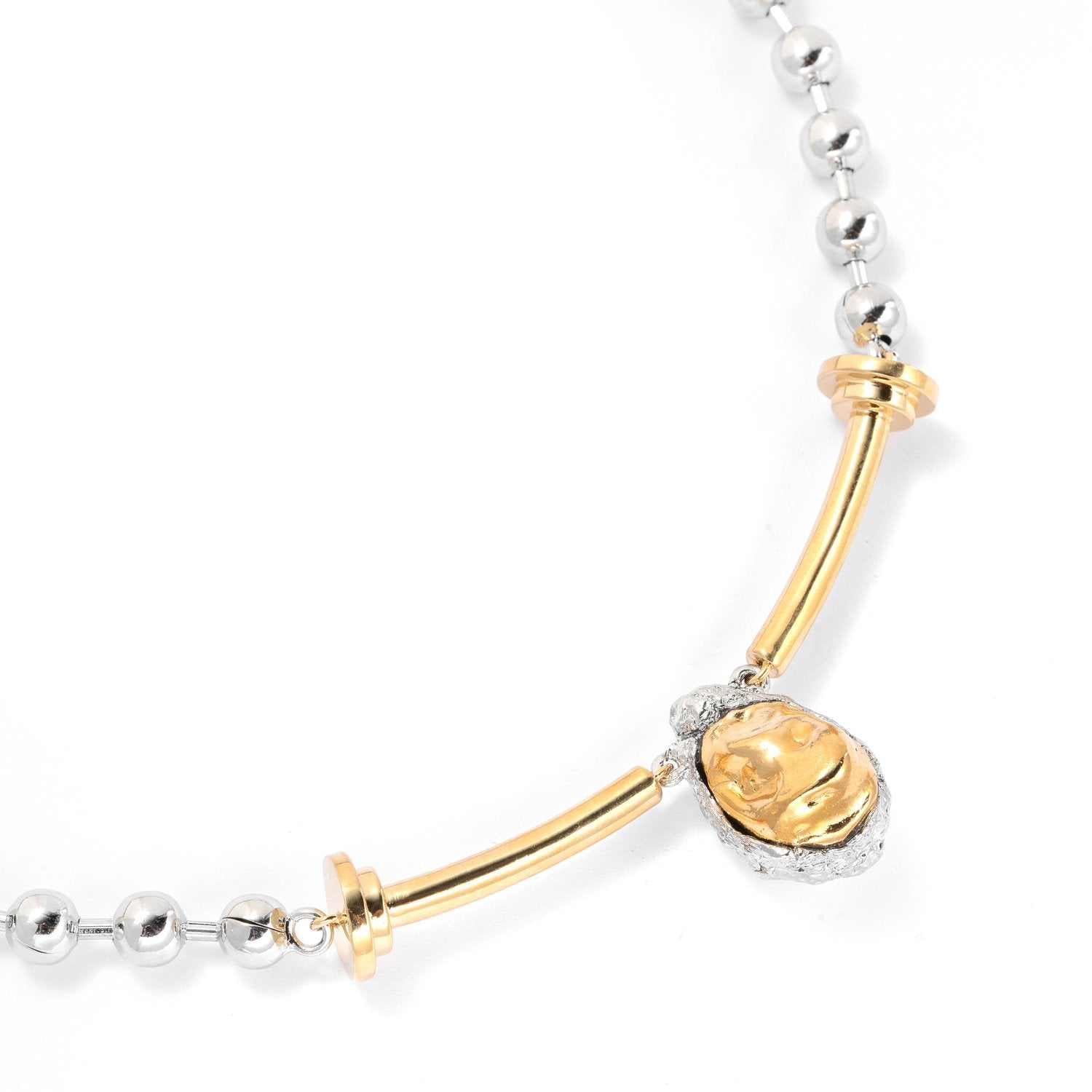 OYSTER NECKLACE