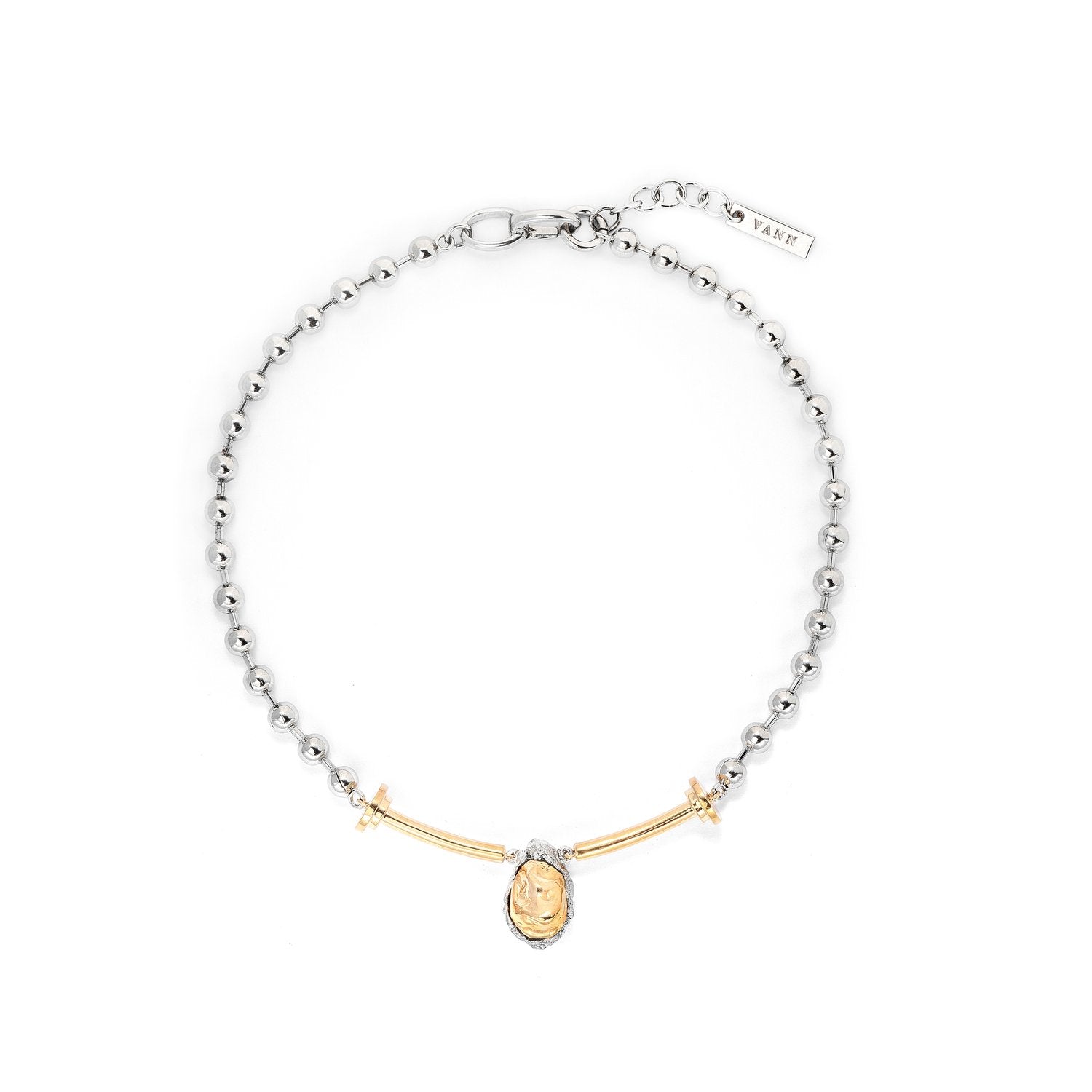 OYSTER NECKLACE