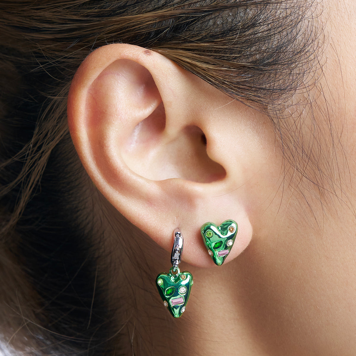 MINI HEART STUD EARRINGS
