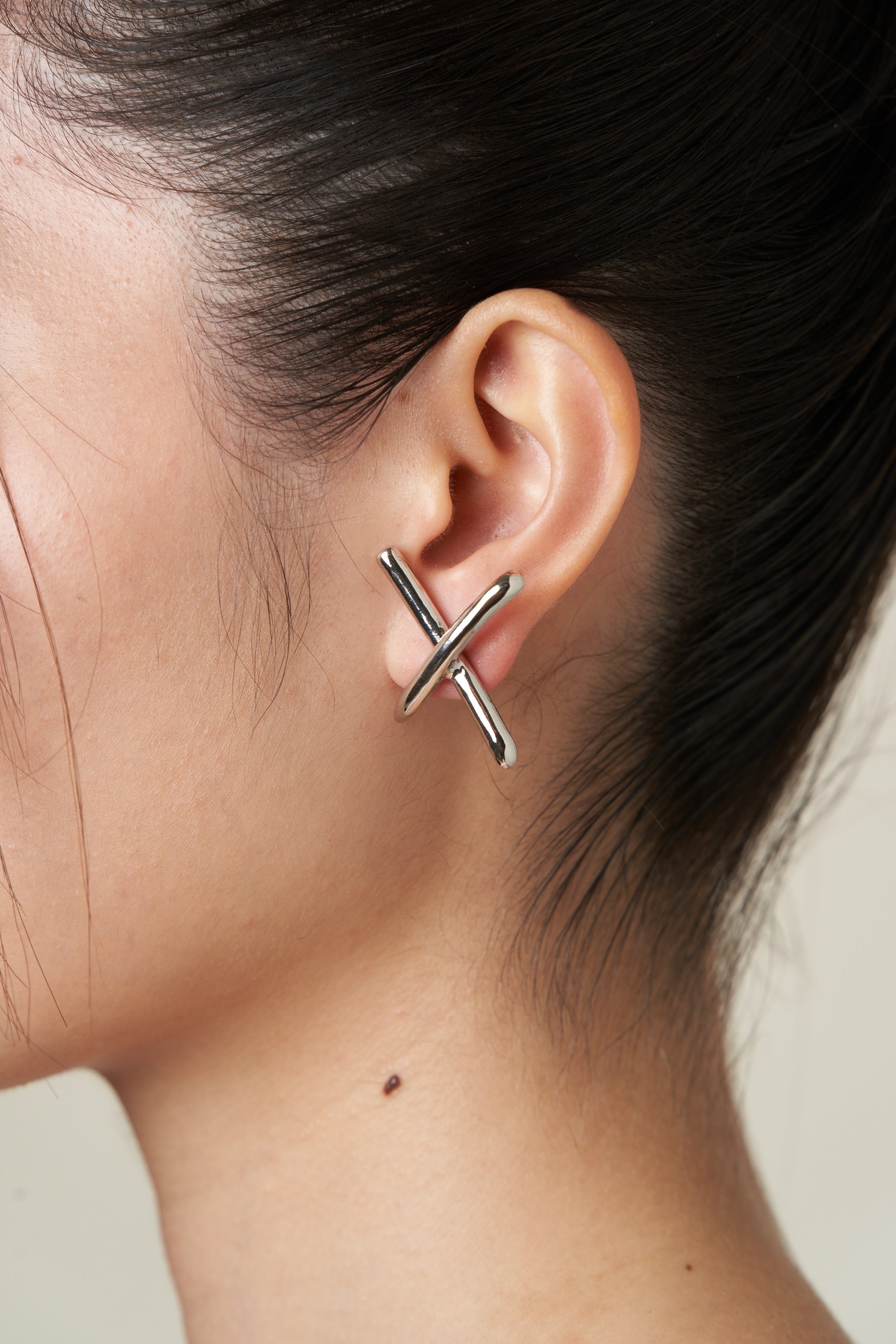 X EARRINGS